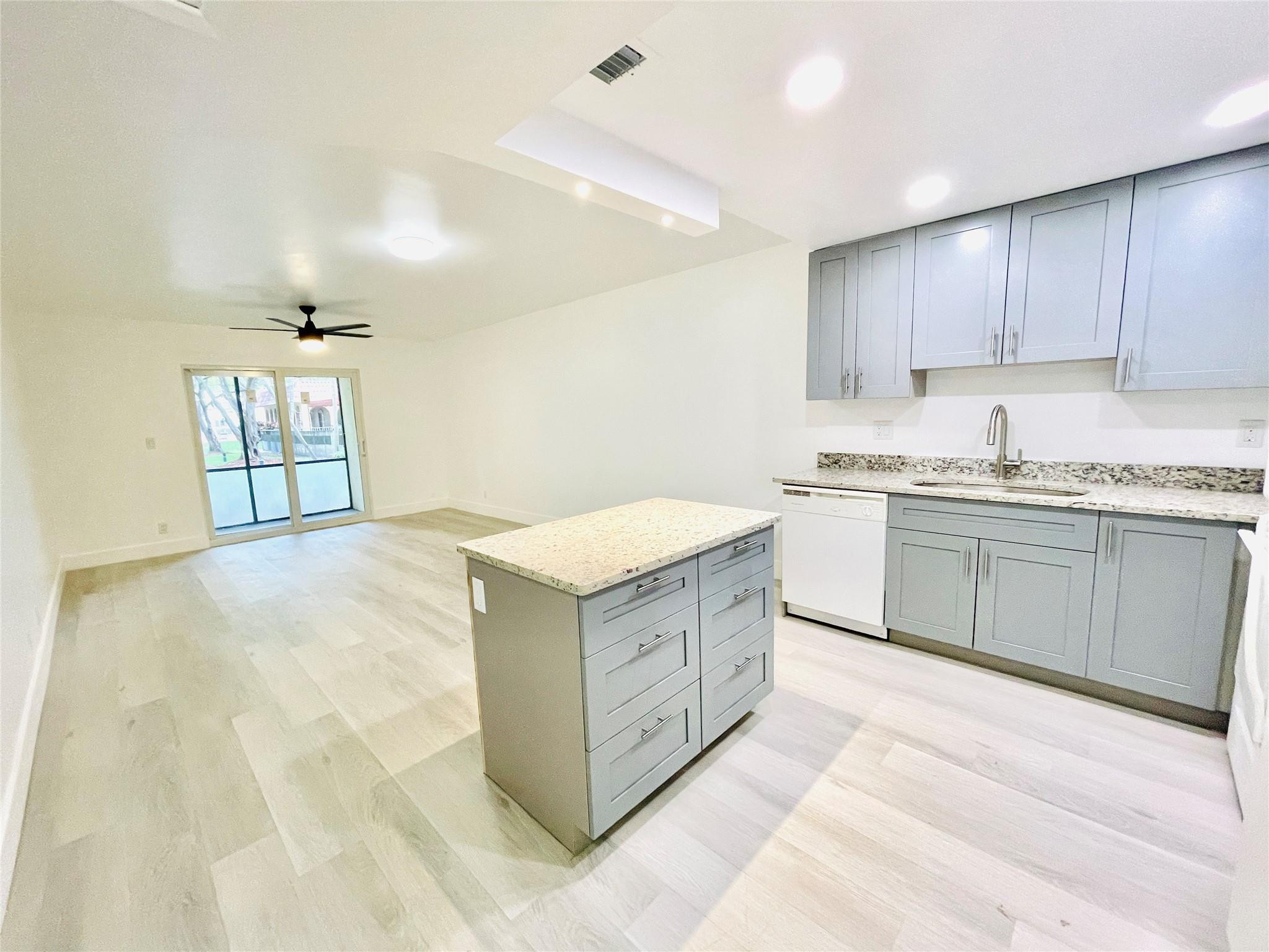 257 South Cypress Road, Unit 414 Pompano Beach, FL 33060 - Photo 5 of 60 Photo 5
