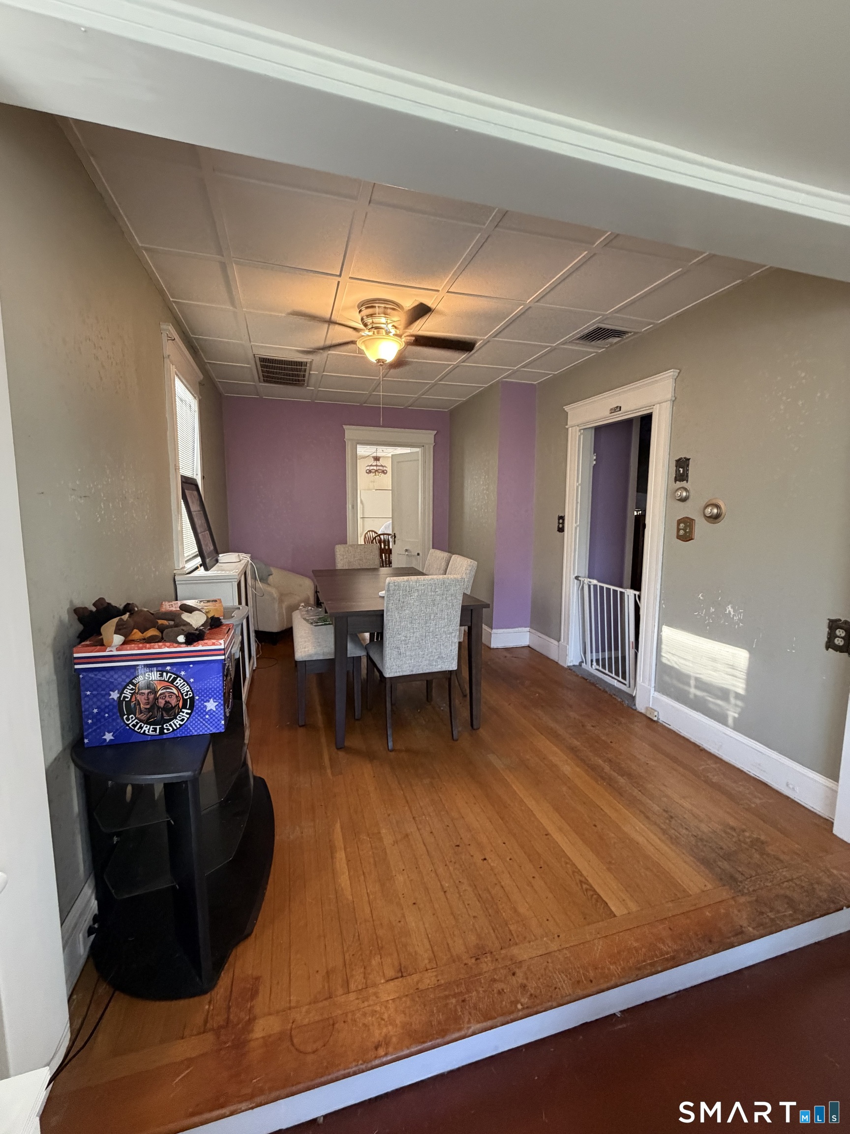 48 Elk Avenue Waterbury, CT 06708 - Photo 5 of 18