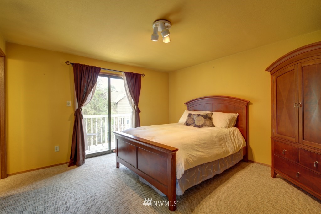 19120 Grannis Road Bothell, WA 98012 - Photo 14 of 25