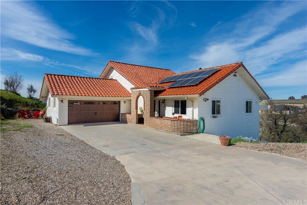 5885 Prancing Deer Road Paso Robles, CA 93446 - Photo 1 of 1 Gallery Image 1