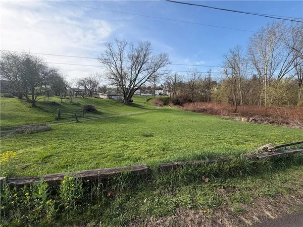 $25,000 | 23 Hogsett Lane, Uniontown, PA 15401