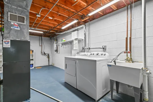 $450,000 | N81W13612 Wedge Court, Menomonee Falls, WI 53051