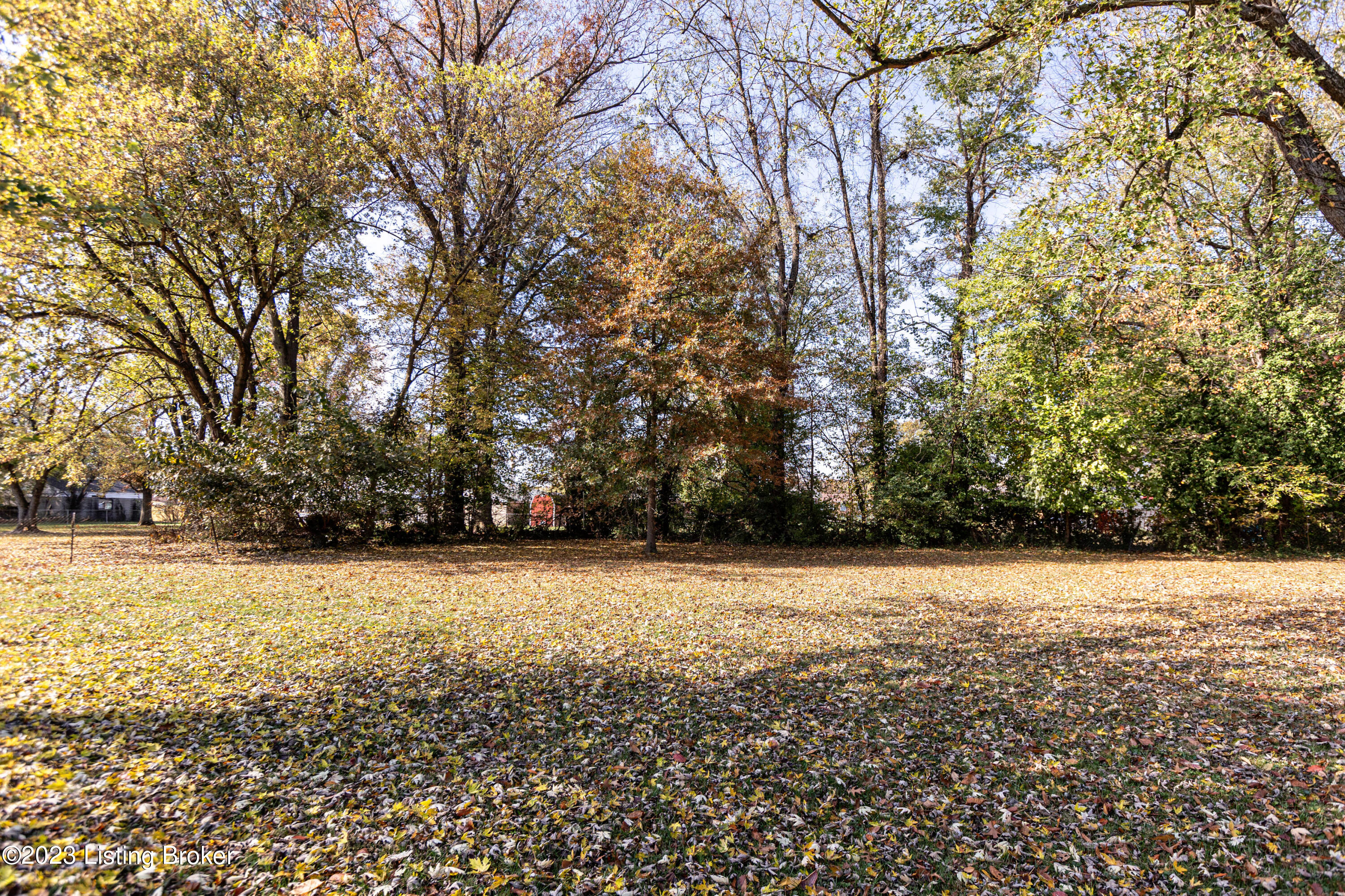 13522 Old Distillery Road Louisville, KY 40272 - Photo 18 of 18 030