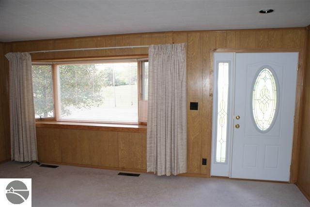 6092 Sterling Road Traverse City, MI 49686 - Photo 12 of 22 1720852-11.JPG