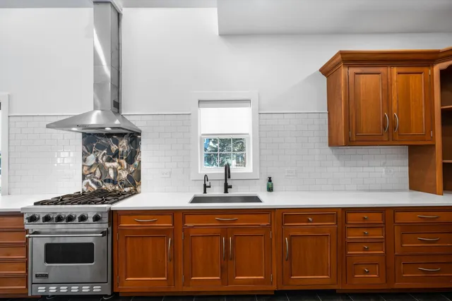 $874,900 | 17 East Golden Oak Lane, Beesleys Point, NJ 08223