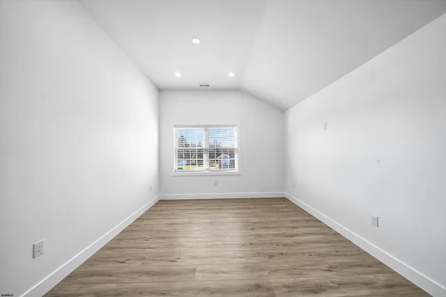 $874,900 | 17 East Golden Oak Lane, Beesleys Point, NJ 08223