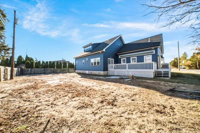 $874,900 | 17 East Golden Oak Lane, Beesleys Point, NJ 08223