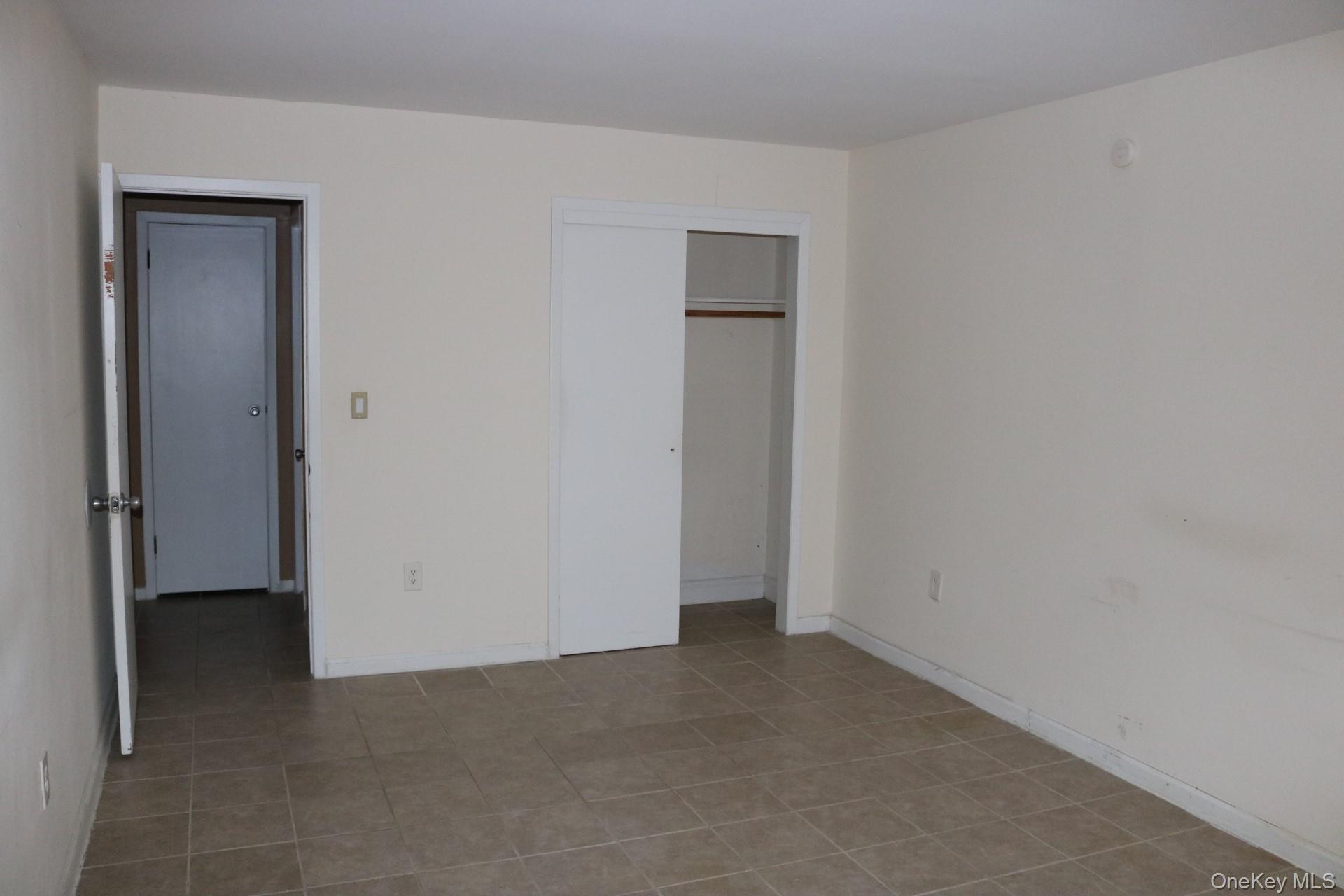 33 Tanager Road, Unit 3301 Monroe, NY 10950 - Photo 8 of 15 a view of an empty room