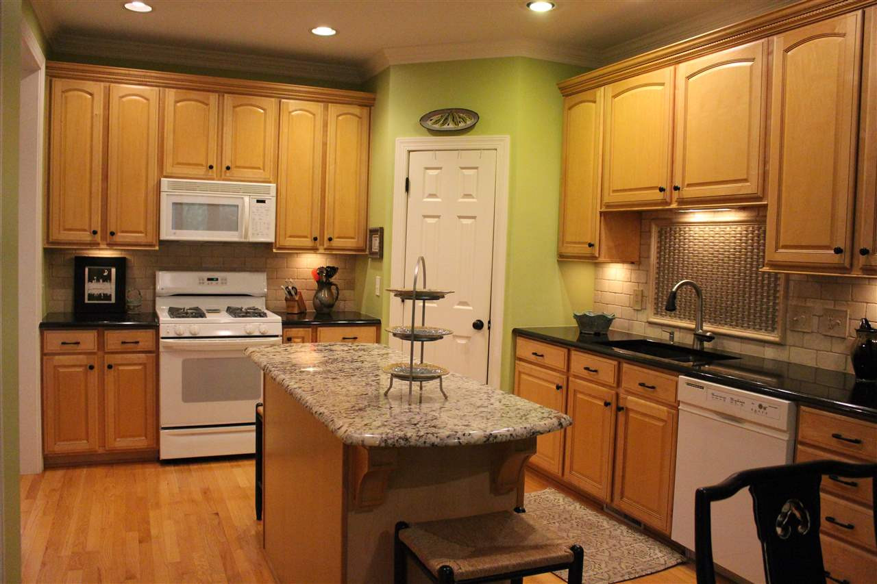 4214 Norman Ridge Lane Raleigh, NC 27613 - Photo 9 of 25 Photo 9