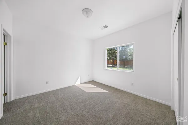 $619,000 | Undisclosed Address, Bakersfield, CA 93311