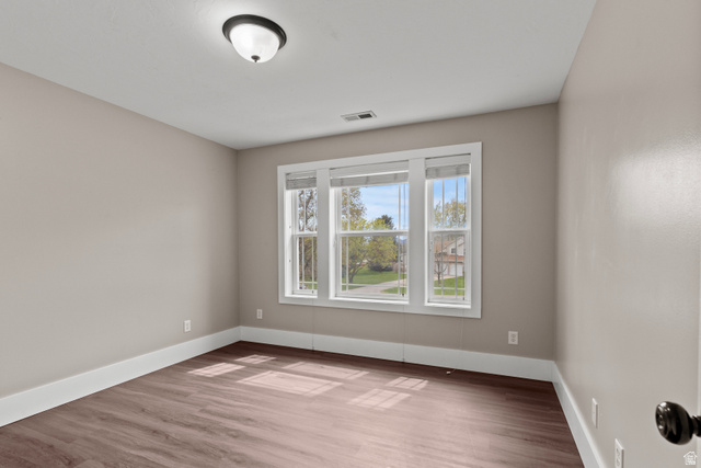75 East 200 North Mendon, UT 84325 - Photo 16 of 36 Empty room with light wood-style floors