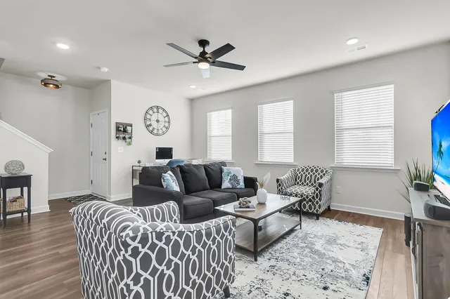 $2,750 | 681 McLernon Trace, Johns Island, SC 29455