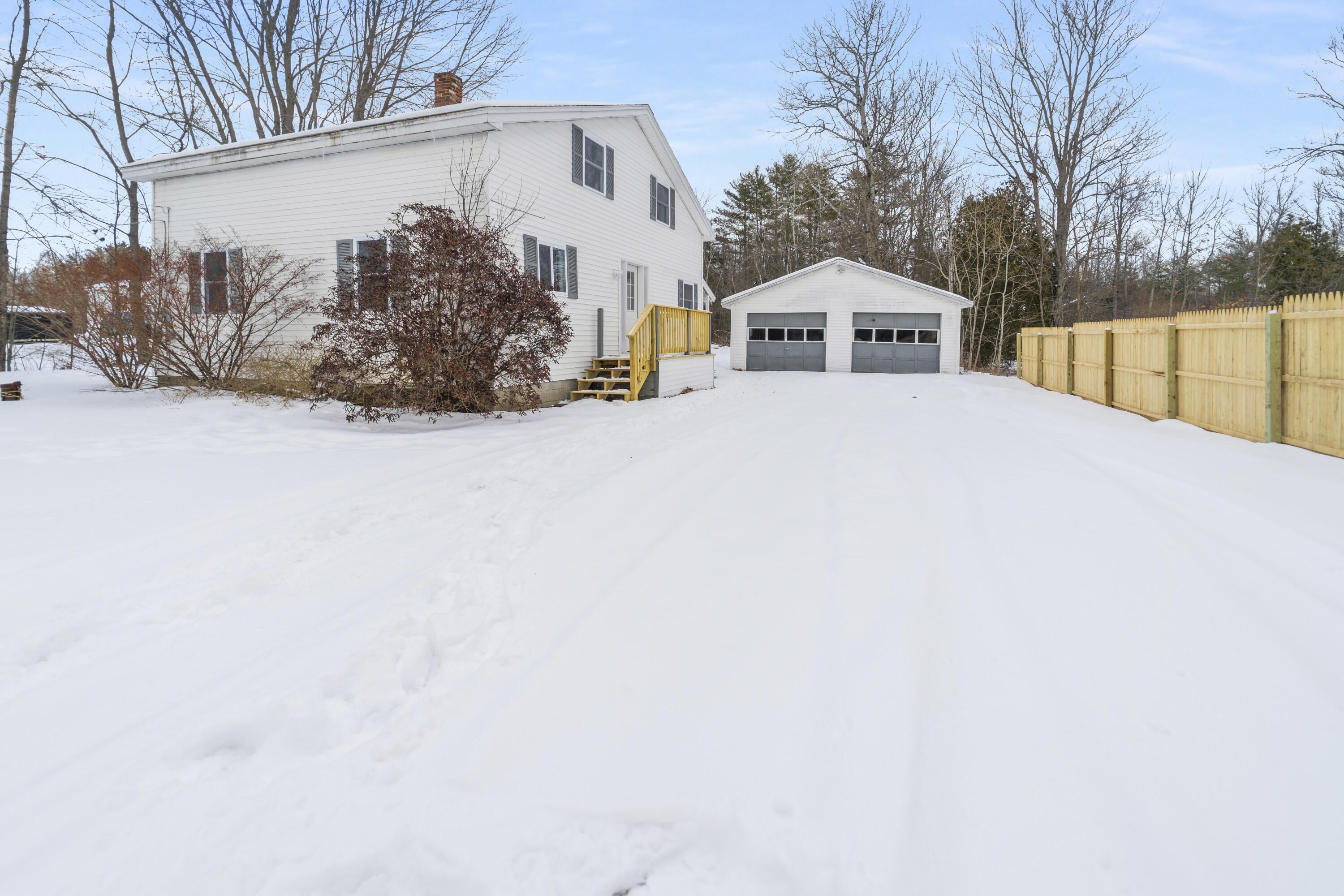 587 Main Road Milford, ME 04461 - Photo 1 of 33 DSC09022
