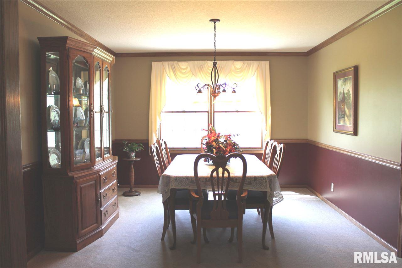 2664 Becky Thatcher Road Muscatine, IA 52761 - Photo 6 of 24 Gallery Image 6