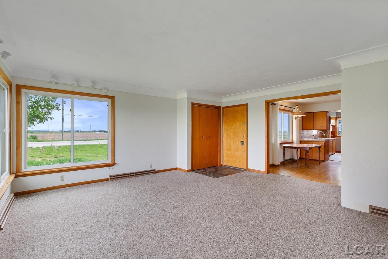 12219 Highway 223 Riga, MI 49276 - Photo 13 of 37 50093462-12.JPG