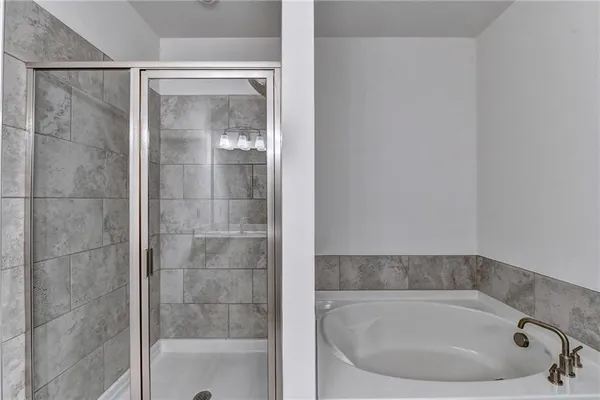 a bathroom with a tub