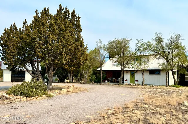 $850,000 | 12851 Townsend-Winona Road, Flagstaff, AZ 86004
