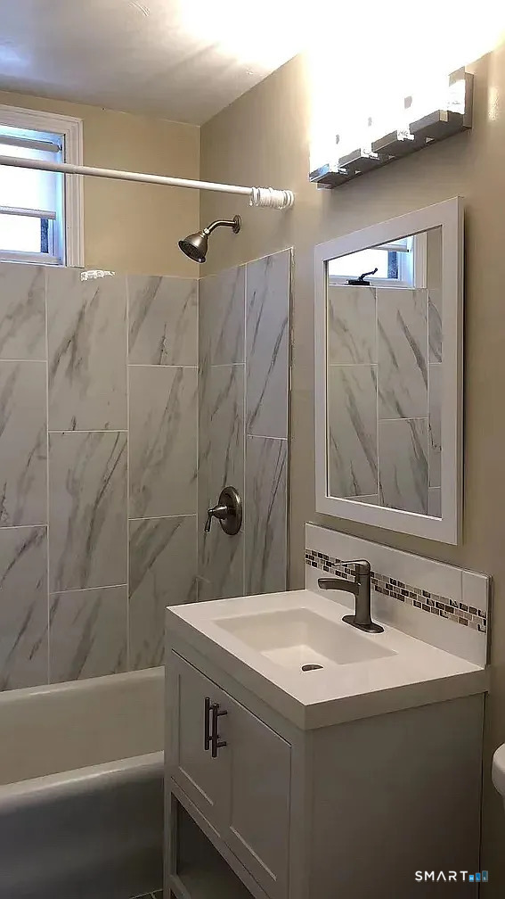 139 Ardmore Road West Hartford, CT 06119 - Photo 12 of 16