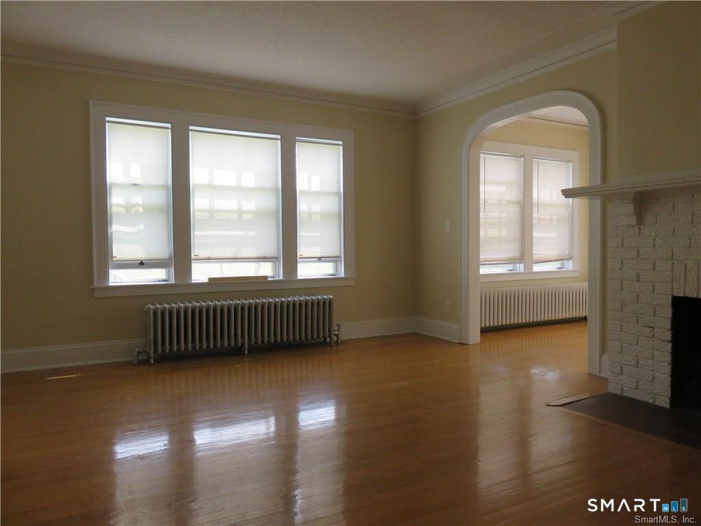 139 Ardmore Road West Hartford, CT 06119 - Photo 3 of 16