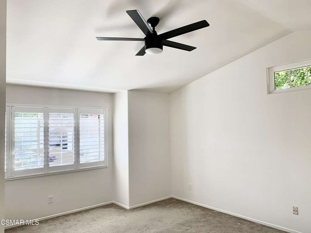 468 Pavarotti Drive Oak Park, CA 91377 - Photo 11 of 15