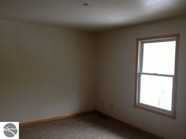 6249 East 26 1/4 Road Cadillac, MI 49601 - Photo 13 of 27 1744627-14.JPG