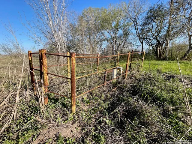 $129,900 | Tract 2 West King Lane, Normanna, TX 78142