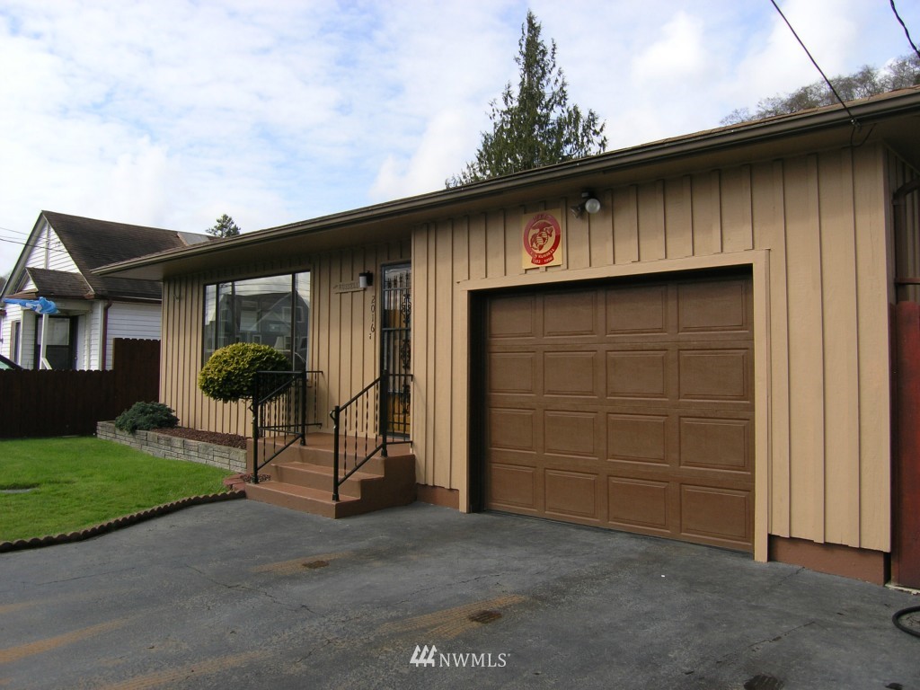 2016 Cherry Street Aberdeen, WA 98520 - Photo 2 of 22 Gallery Image 2