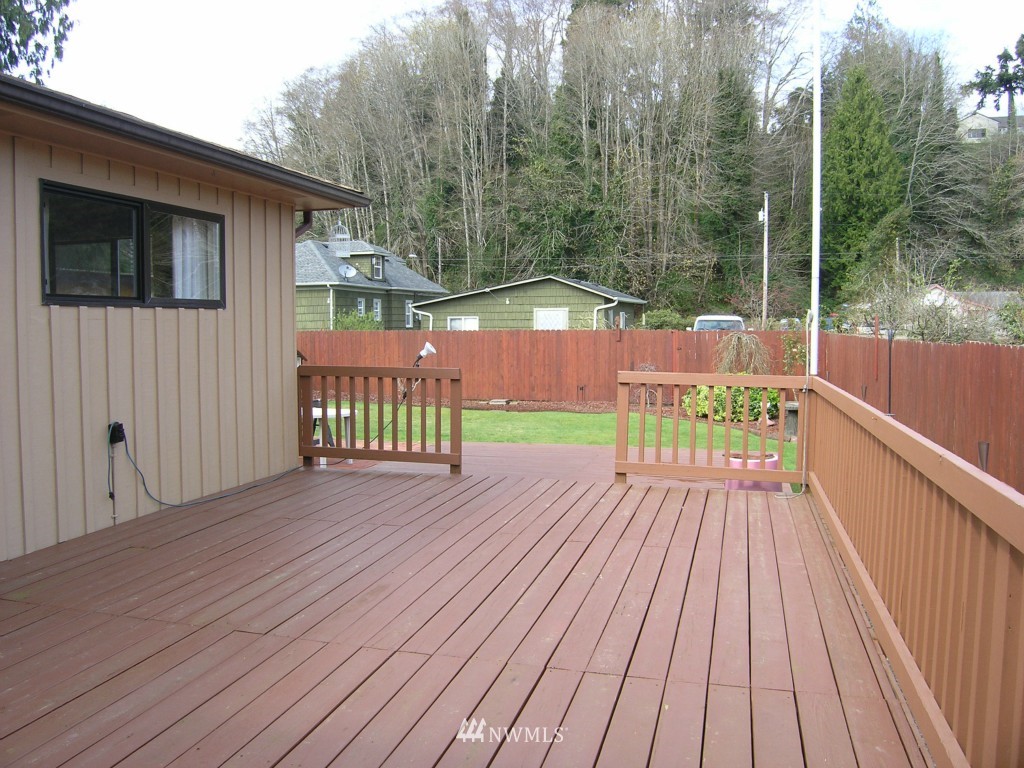 2016 Cherry Street Aberdeen, WA 98520 - Photo 4 of 22 Gallery Image 4