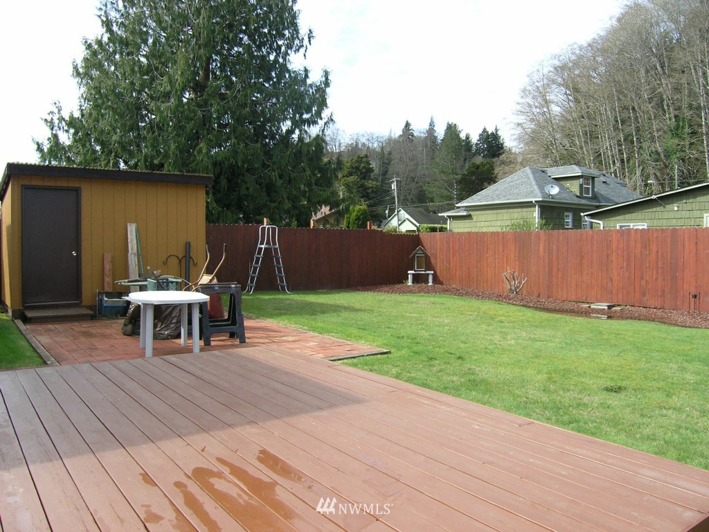 2016 Cherry Street Aberdeen, WA 98520 - Photo 5 of 22 Gallery Image 5