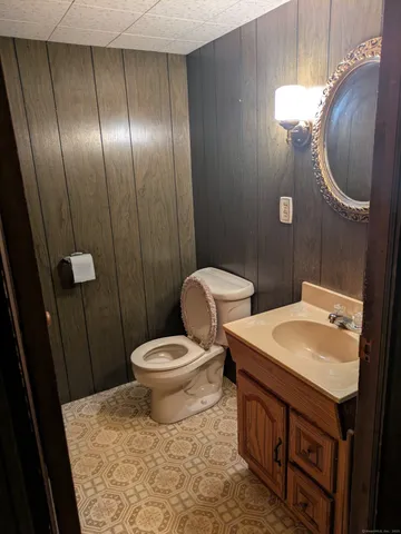 $288,000 | 47 Highlawn Street, Waterbury, CT 06705