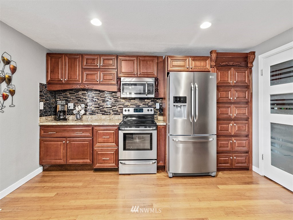 5903 59th Loop Southeast Lacey, WA 98513 - Photo 12 of 23 Gallery Image 12
