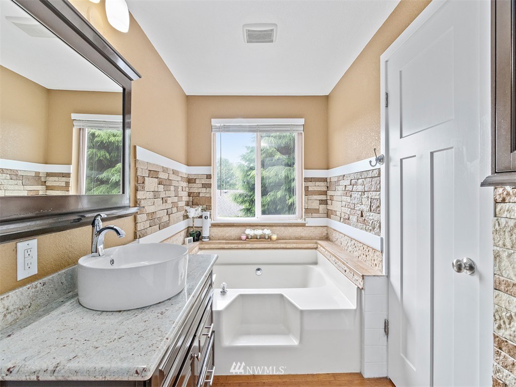 5903 59th Loop Southeast Lacey, WA 98513 - Photo 17 of 23 Gallery Image 17