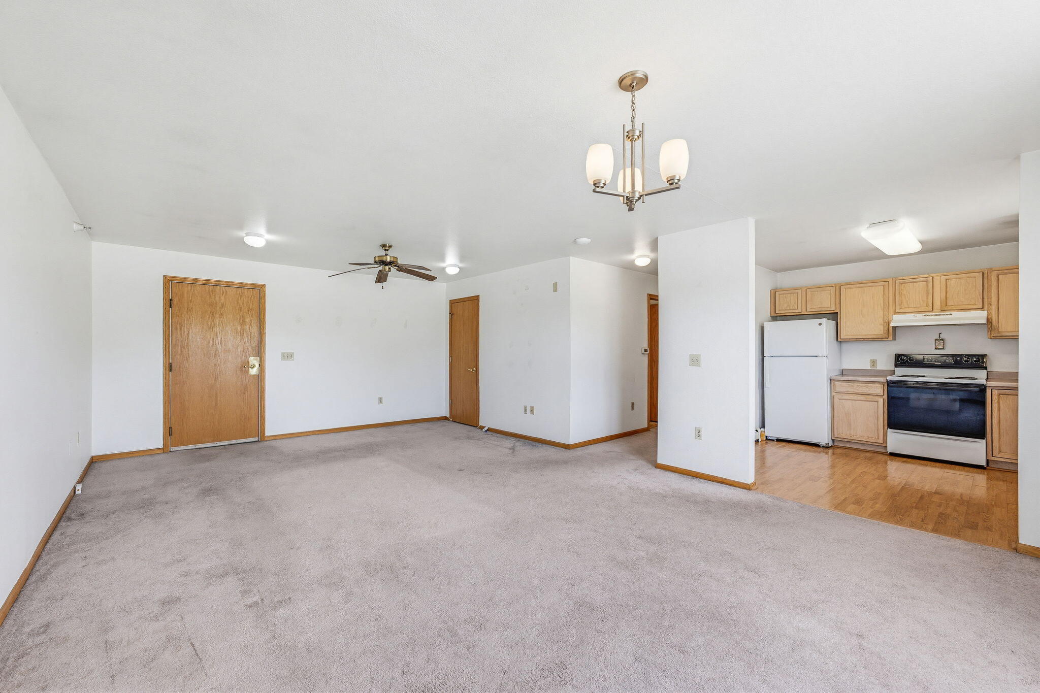 7307 North Port Washington Road, Unit 315 Glendale, WI 53217 - Photo 4 of 30 Living Room