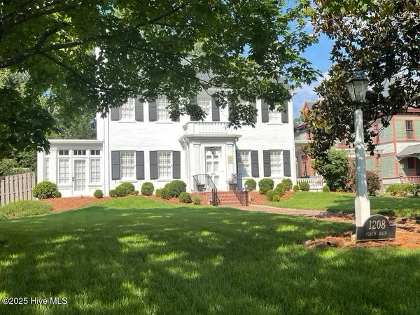 $486,500 | 1208 North Main Street, Tarboro, NC 27886