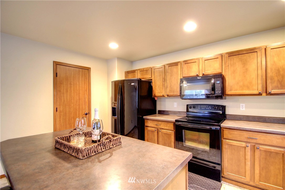 5257 Wellspring Road Mount Vernon, WA 98273 - Photo 13 of 25 Gallery Image 13