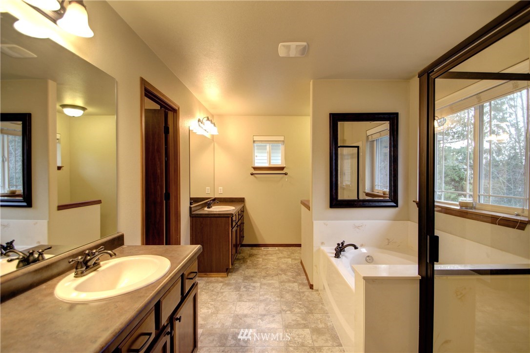 5257 Wellspring Road Mount Vernon, WA 98273 - Photo 21 of 25 Gallery Image 21