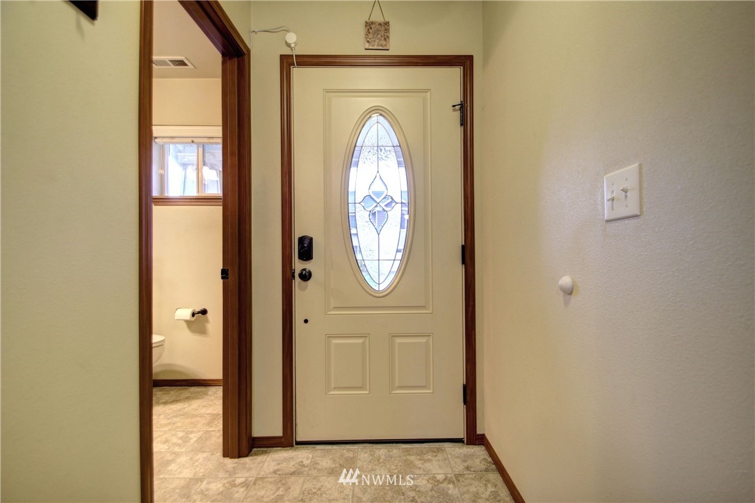5257 Wellspring Road Mount Vernon, WA 98273 - Photo 4 of 25 Gallery Image 4