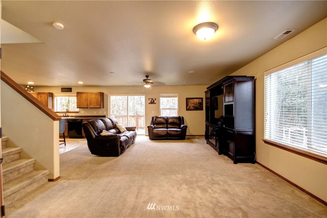 5257 Wellspring Road Mount Vernon, WA 98273 - Photo 6 of 25 Gallery Image 6