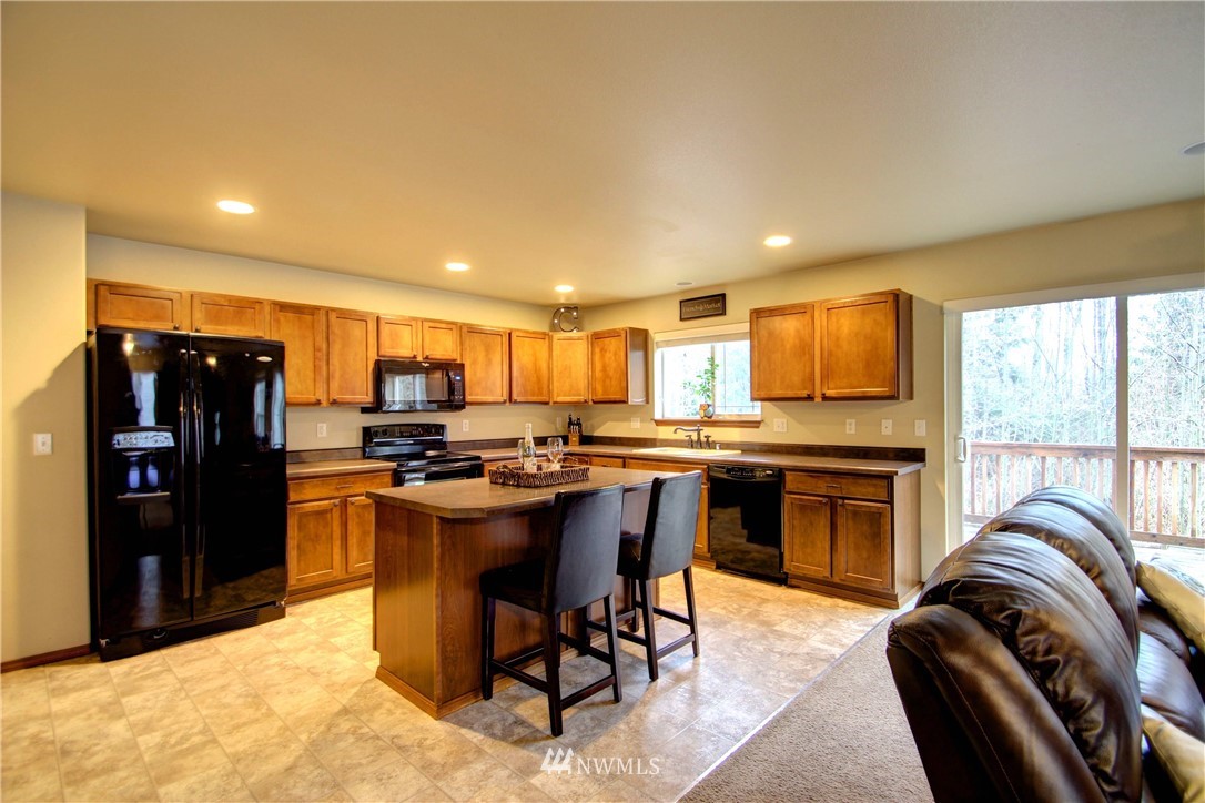 5257 Wellspring Road Mount Vernon, WA 98273 - Photo 8 of 25 Gallery Image 8