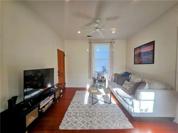 $1,720 | 4936 Perrier Street, Unit 4, New Orleans, LA 70115