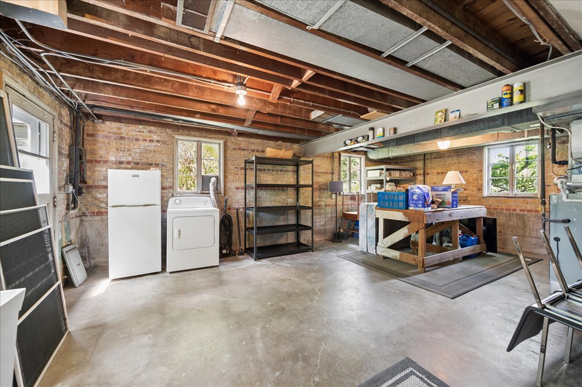 712 Juniper Road Glenview, IL 60025 - Photo 21 of 33 a view of a storage room with racks