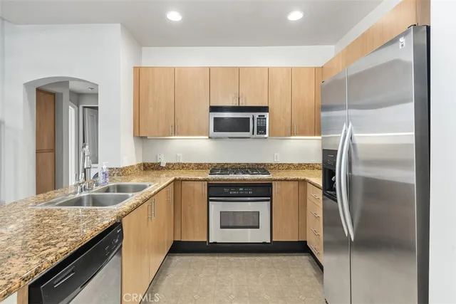 $3,680 | 525 11th Avenue, Unit 1507, San Diego, CA 92101