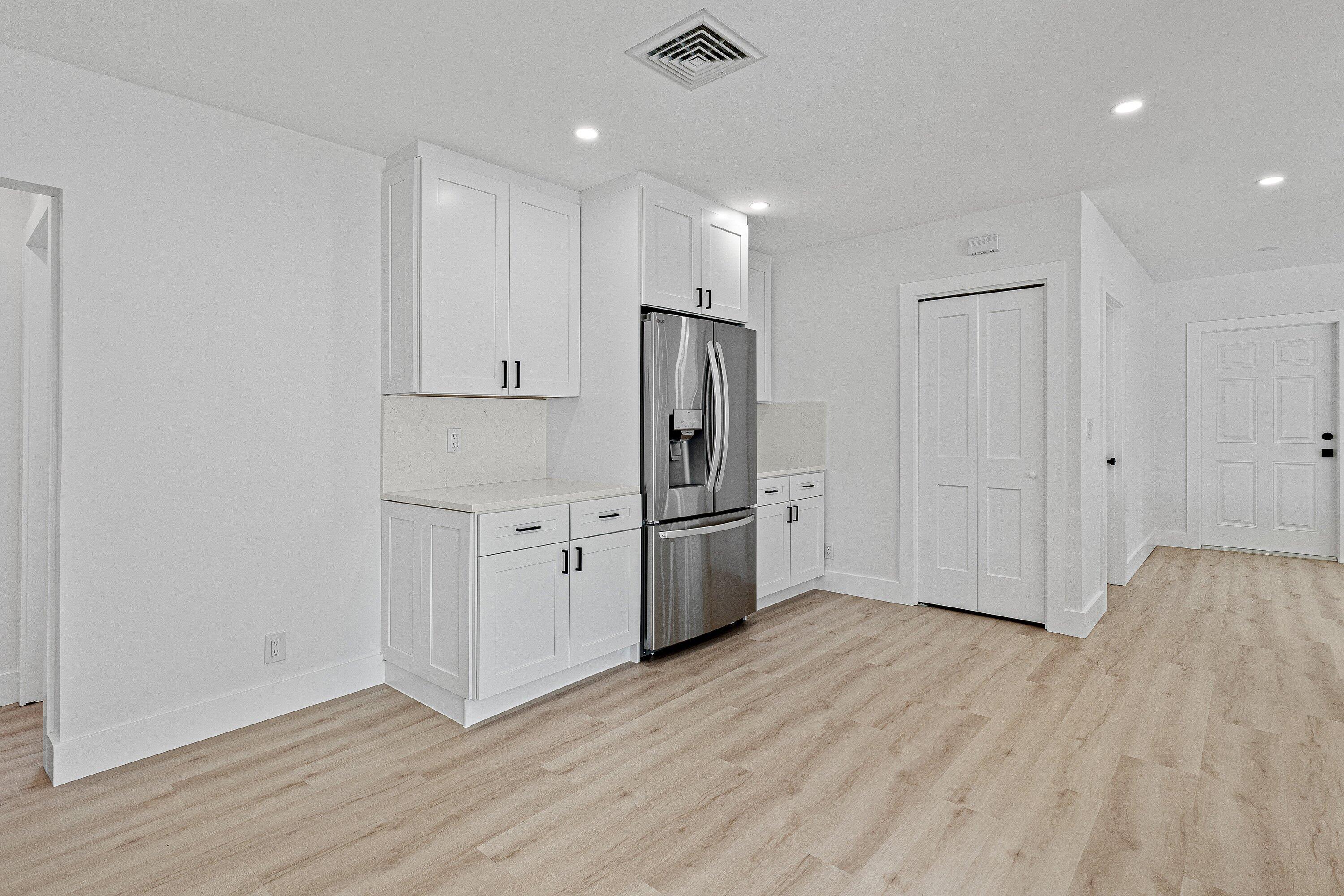970 Southwest 7th Street Boca Raton, FL 33486 - Photo 9 of 30 017-970Southwest7thStreet-BocaRaton-FL-3