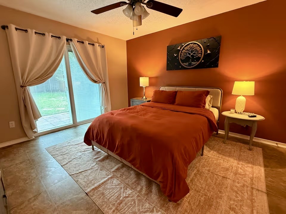 9430 Charter Ridge Drive Houston, TX 77070 - Photo 9 of 16 Bedroom