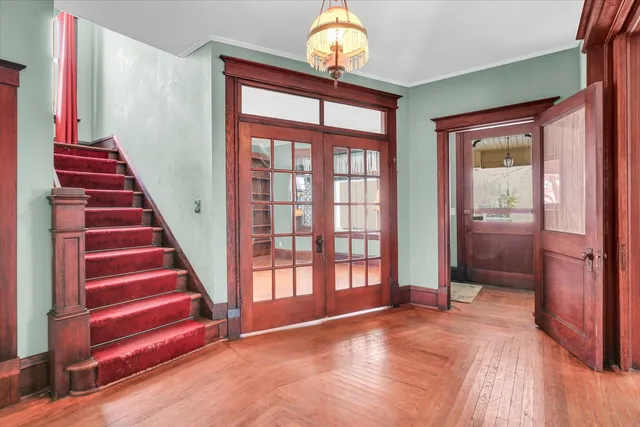 $240,000 | 130 South Pine Street, Arcola, IL 61910