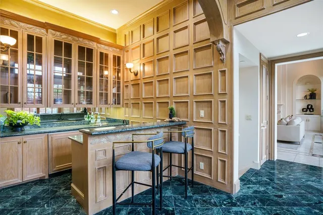 a house view with a outdoor space