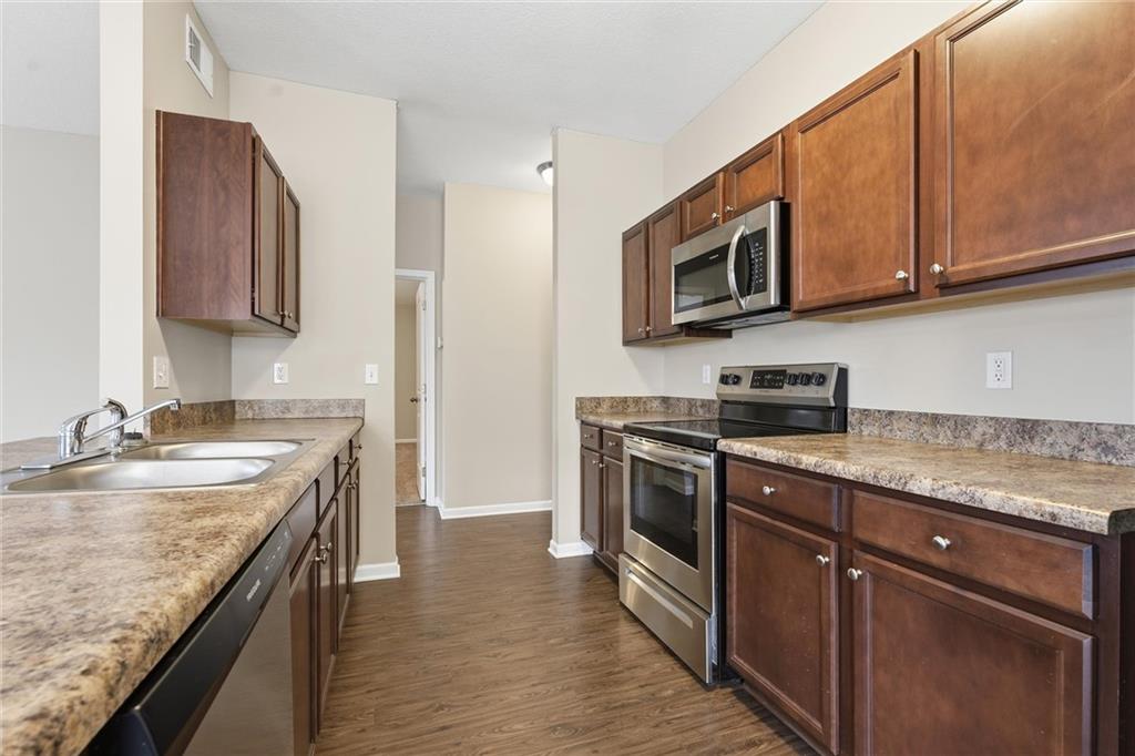 17181 South Kill Creek Road Gardner, KS 66030 - Photo 12 of 25