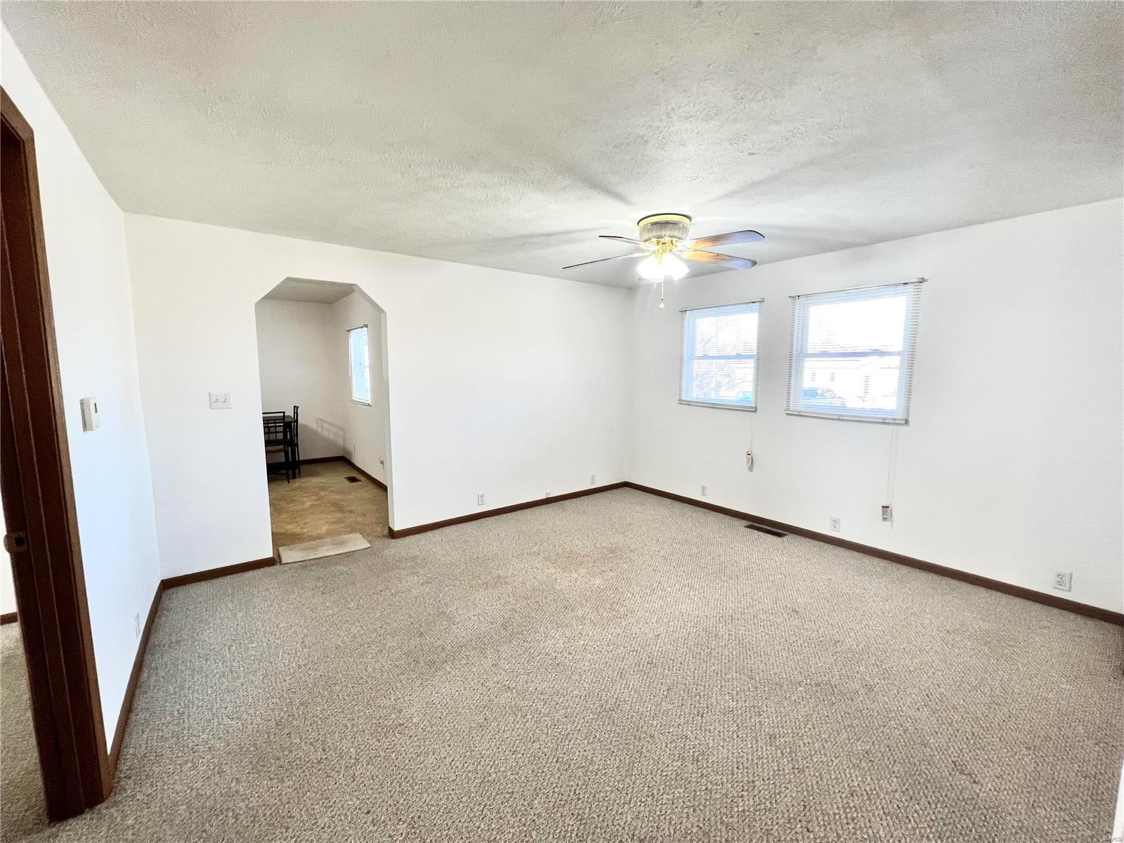 303 State Street Irving, IL 62051 - Photo 16 of 25 Gallery Image 16