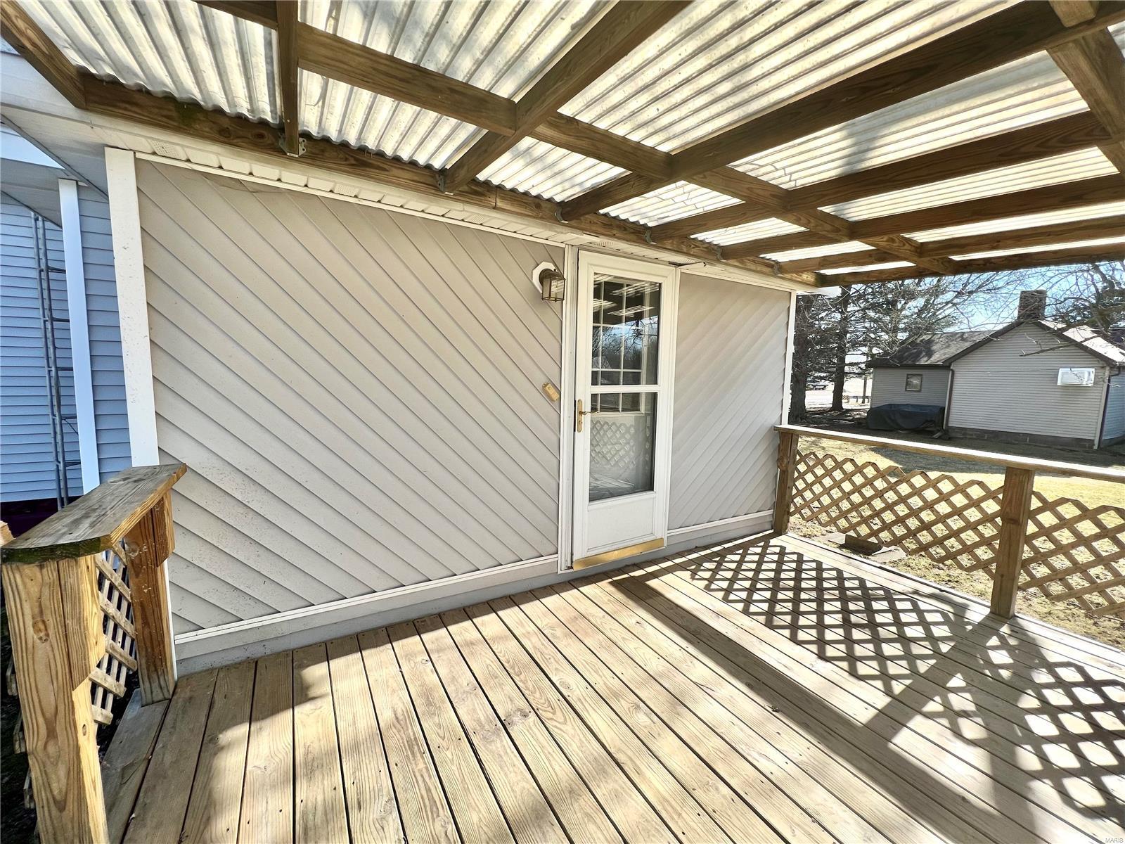 303 State Street Irving, IL 62051 - Photo 7 of 25 Gallery Image 7