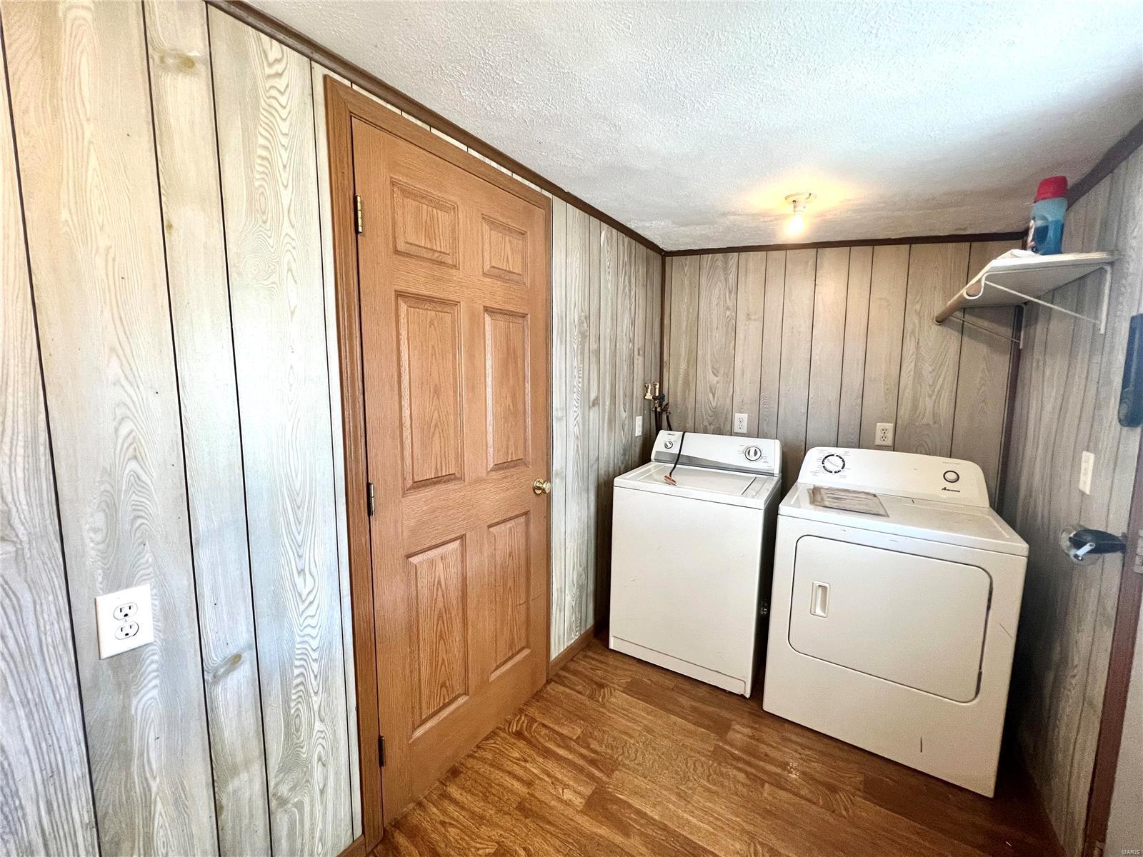 303 State Street Irving, IL 62051 - Photo 8 of 25 Gallery Image 8